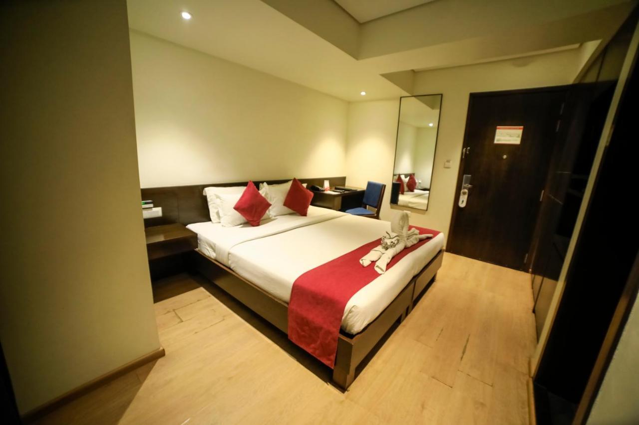 Hotel German Palace Near To Airport Gandhinagar Kültér fotó